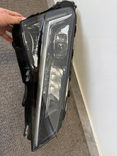 Laden Sie das Bild in den Galerie-Viewer, Frontscheinwerfer Skoda Superb I 3V1941016D LED Rechts Scheinwerfer Headlight SCH9108099116or