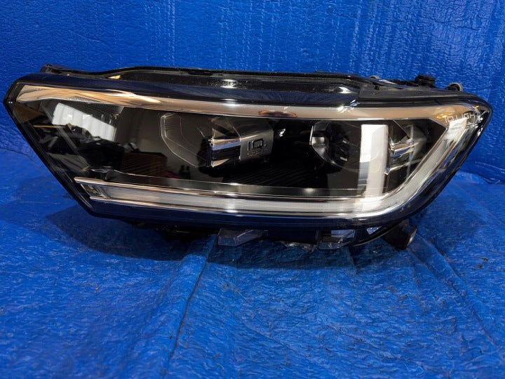 Frontscheinwerfer VW T-Roc 2GA941035AF Links Scheinwerfer Headlight SCH9109655804dv