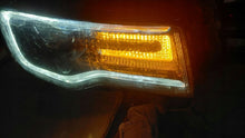 Laden Sie das Bild in den Galerie-Viewer, Frontscheinwerfer Jeep Grand Cherokee Wk2 ZCR1199BR Rechts Headlight SCH9112297128gi