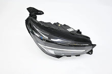 Laden Sie das Bild in den Galerie-Viewer, Frontscheinwerfer Opel Corsa F 39162654 LED Rechts Scheinwerfer Headlight SCH9114781019qh