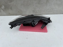 Laden Sie das Bild in den Galerie-Viewer, Frontscheinwerfer Renault Zoe 260609388R Links Scheinwerfer Headlight SCH9118404329eq