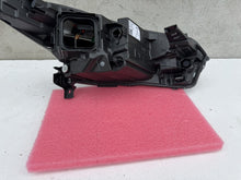 Laden Sie das Bild in den Galerie-Viewer, Frontscheinwerfer Renault Zoe 260609388R Links Scheinwerfer Headlight SCH9118404329eq