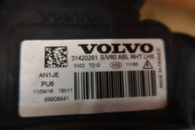 Laden Sie das Bild in den Galerie-Viewer, Frontscheinwerfer Volvo S60 V60 31420261 Links Scheinwerfer Headlight SCH9121830489by