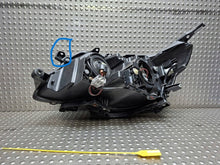 Laden Sie das Bild in den Galerie-Viewer, Frontscheinwerfer Subaru Forester VAY7695 Rechts Scheinwerfer Headlight SCH9126408843pm