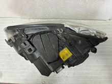 Load image into Gallery viewer, Frontscheinwerfer BMW Coupe E92 7162142 Xenon Rechts Scheinwerfer Headlight SCH9137003741xy
