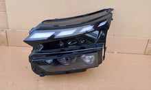 Laden Sie das Bild in den Galerie-Viewer, Frontscheinwerfer Skoda Enyaq 5LB941035A LED Links Scheinwerfer Headlight SCH9139151573sw