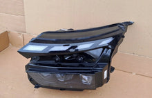 Laden Sie das Bild in den Galerie-Viewer, Frontscheinwerfer Skoda Enyaq 5LB941035A LED Links Scheinwerfer Headlight SCH9139151573sw