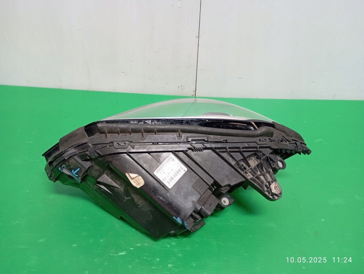 Frontscheinwerfer Mercedes-Benz W205 A2058200261 Rechts Scheinwerfer Headlight SCH9151729596wh