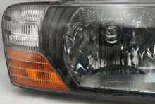 Laden Sie das Bild in den Galerie-Viewer, Frontscheinwerfer Mitsubishi Pajero III 100-87420 Rechts Scheinwerfer Headlight SCH9153821861vn