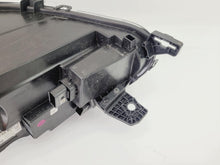 Laden Sie das Bild in den Galerie-Viewer, Frontscheinwerfer Opel Vivaro C 9847209880 Rechts Scheinwerfer Headlight SCH9155422014pf