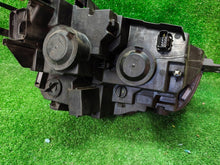 Laden Sie das Bild in den Galerie-Viewer, Frontscheinwerfer Opel E Combo 90145298 Links Scheinwerfer Headlight SCH9157743439ii