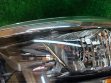 Laden Sie das Bild in den Galerie-Viewer, Frontscheinwerfer Opel E Combo 90145298 Links Scheinwerfer Headlight SCH9157743439ii
