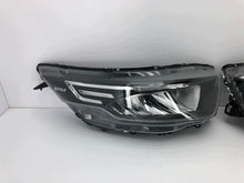 Laden Sie das Bild in den Galerie-Viewer, Frontscheinwerfer Iveco Daily IV 5802711799Q 5802711800 LED Ein Satz Headlight SCH9178030521ii