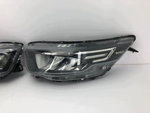 Laden Sie das Bild in den Galerie-Viewer, Frontscheinwerfer Iveco Daily IV 5802711799Q 5802711800 LED Ein Satz Headlight SCH9178030521ii