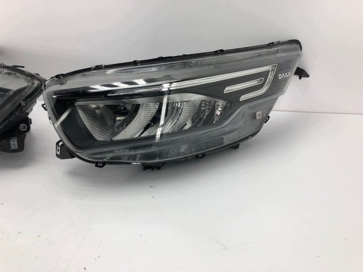 Frontscheinwerfer Iveco Daily IV 5802711799Q 5802711800 LED Ein Satz Headlight SCH9178030521ii