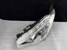 Laden Sie das Bild in den Galerie-Viewer, Frontscheinwerfer Peugeot 208 II 9810805780 Links Scheinwerfer Headlight SCH9185755422sp