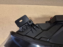 Load image into Gallery viewer, Frontscheinwerfer Ford Focus HX7B13E017AK Links Scheinwerfer Headlight SCH9187760644id
