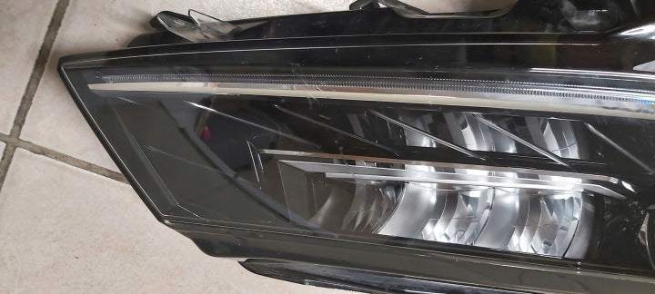 Frontscheinwerfer Skoda Superb III 3V1941016D Full LED Rechts Headlight SCH9196082936mj