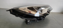 Laden Sie das Bild in den Galerie-Viewer, Frontscheinwerfer Opel Astra 39201197 LED Rechts Scheinwerfer Headlight SCH9197453707sd