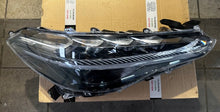 Laden Sie das Bild in den Galerie-Viewer, Frontscheinwerfer Toyota Corolla 81150-16840 Rechts Scheinwerfer Headlight SCH9197991821nq