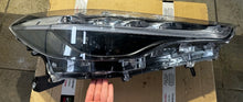 Laden Sie das Bild in den Galerie-Viewer, Frontscheinwerfer Toyota Corolla 81150-16840 Rechts Scheinwerfer Headlight SCH9197991821nq
