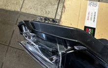Laden Sie das Bild in den Galerie-Viewer, Frontscheinwerfer Toyota Corolla 81150-16840 Rechts Scheinwerfer Headlight SCH9197991821nq