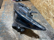 Laden Sie das Bild in den Galerie-Viewer, Frontscheinwerfer Mazda Cx5 Cx-5 KSD6-51040 Links Scheinwerfer Headlight SCH9207040453yp