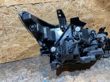 Laden Sie das Bild in den Galerie-Viewer, Frontscheinwerfer Mazda Cx5 Cx-5 KSD6-51040 Links Scheinwerfer Headlight SCH9207040453yp