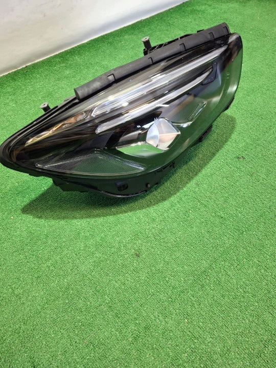 Frontscheinwerfer Mercedes-Benz W247 A2479061405 LED Rechts Headlight SCH9211798668dp