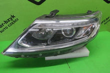 Laden Sie das Bild in den Galerie-Viewer, Frontscheinwerfer Kia Sorento I 921012P830 Links Scheinwerfer Headlight SCH9214457832et
