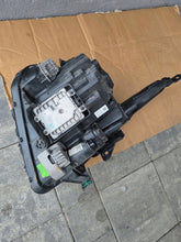 Laden Sie das Bild in den Galerie-Viewer, Frontscheinwerfer Kia Sportage V 92101-R2100 LED Links Scheinwerfer Headlight SCH9217571350bz