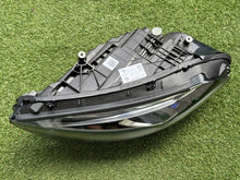 Laden Sie das Bild in den Galerie-Viewer, Frontscheinwerfer Mercedes-Benz W177 A1779065704 Links Scheinwerfer Headlight SCH9219179524td