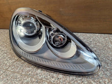 Laden Sie das Bild in den Galerie-Viewer, Frontscheinwerfer Porsche Cayenne 7P5941030CA Xenon Rechts Headlight SCH9223539571yd