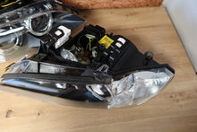 Laden Sie das Bild in den Galerie-Viewer, Frontscheinwerfer BMW 3 E93 E92 7162127 7182508 Xenon Rechts oder Links SCH9223574008vm
