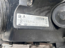 Laden Sie das Bild in den Galerie-Viewer, Frontscheinwerfer Ford Kuga 8V4113D155BD 1LL00969643 Xenon Links Headlight SCH9223902455ni