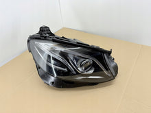 Load image into Gallery viewer, Frontscheinwerfer Mercedes-Benz W213 A2139069608 LED Rechts Headlight SCH9227015411md