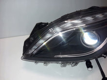 Laden Sie das Bild in den Galerie-Viewer, Frontscheinwerfer Mercedes-Benz W246 1304492143 Links Scheinwerfer Headlight SCH9228094662nc