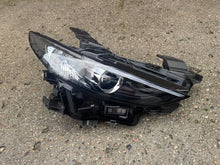 Load image into Gallery viewer, Frontscheinwerfer Mazda 3 BCJH-51030 Rechts Scheinwerfer Headlight SCH9234797450xr