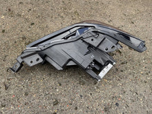 Load image into Gallery viewer, Frontscheinwerfer Mazda 3 BCJH-51030 Rechts Scheinwerfer Headlight SCH9234797450xr
