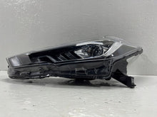 Laden Sie das Bild in den Galerie-Viewer, Frontscheinwerfer Nissan Micra I K14 26060-5FA2A Links Scheinwerfer Headlight SCH9237370833jp