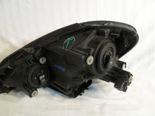 Laden Sie das Bild in den Galerie-Viewer, Frontscheinwerfer Toyota Avensis Verso A01129428 Rechts Scheinwerfer Headlight SCH9239660606ht