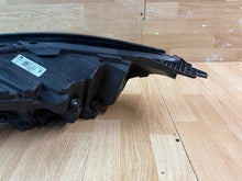 Laden Sie das Bild in den Galerie-Viewer, Frontscheinwerfer Opel Astra K 39187261 662588537 Rechts Scheinwerfer Headlight SCH9241884301gd