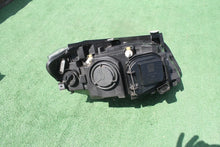 Laden Sie das Bild in den Galerie-Viewer, Frontscheinwerfer BMW X1 E84 A046439 58825883 Links Scheinwerfer Headlight SCH9241905869hl