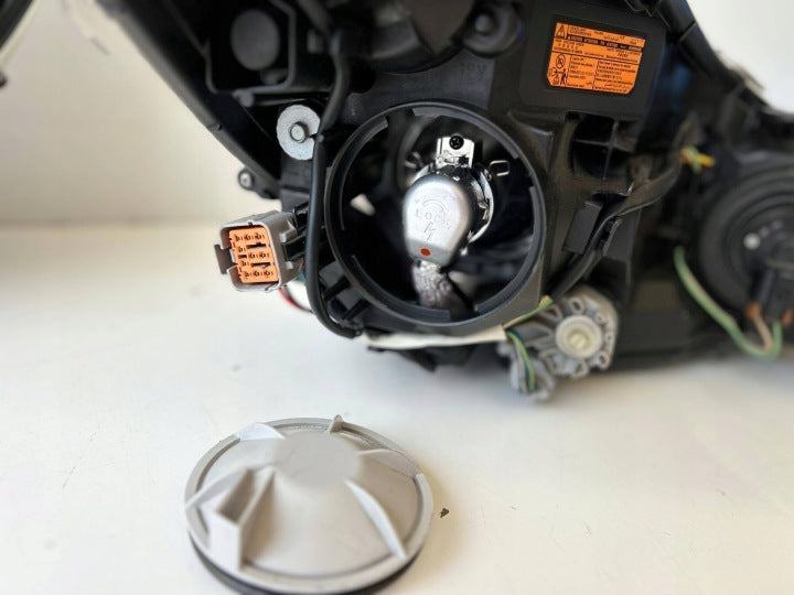 Frontscheinwerfer Subaru Legacy Outback MCJ23190 Ein Stück (Rechts oder Links) SCH9245141407sq