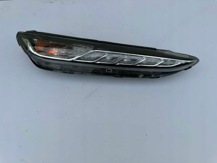 Frontscheinwerfer Hyundai Kona 92208-J9000 Rechts Scheinwerfer Headlight SCH9248382286ka