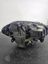 Laden Sie das Bild in den Galerie-Viewer, Frontscheinwerfer Mercedes-Benz W246 A2469066101 LED Links Headlight SCH9254693003an