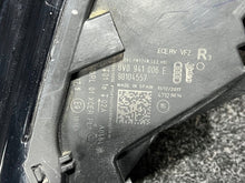 Laden Sie das Bild in den Galerie-Viewer, Frontscheinwerfer Audi A3 8V0941006E 4712001490104557 Xenon Rechts Headlight SCH9256232949mt