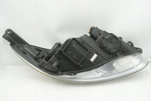 Laden Sie das Bild in den Galerie-Viewer, Frontscheinwerfer Ford Focus 1481914820 1482114822 Links Scheinwerfer Headlight SCH9256662467sn