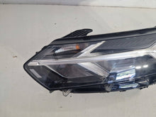 Laden Sie das Bild in den Galerie-Viewer, Frontscheinwerfer Dacia Sandero III 260606033R LED Links Scheinwerfer Headlight SCH9261364814ag