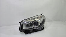 Laden Sie das Bild in den Galerie-Viewer, Frontscheinwerfer Nissan Qashqai I J10 127623984 Links Scheinwerfer Headlight SCH9262736356ta